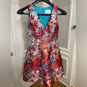 Nicole Miller Blue and Pink Patterned Garment